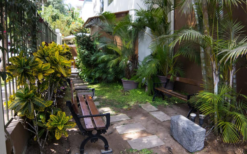 El Faro Inn Lima Exterior photo