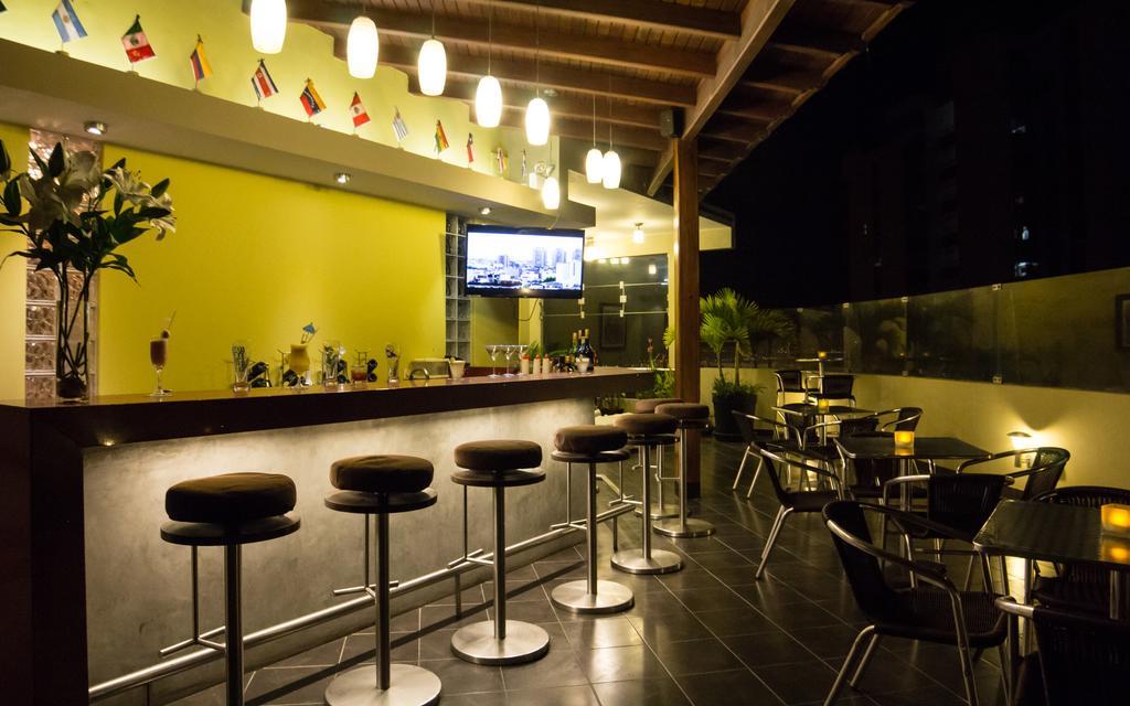 El Faro Inn Lima Exterior photo