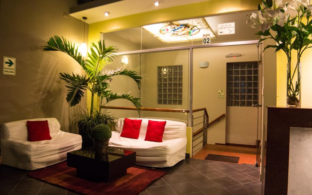 El Faro Inn Lima Exterior photo